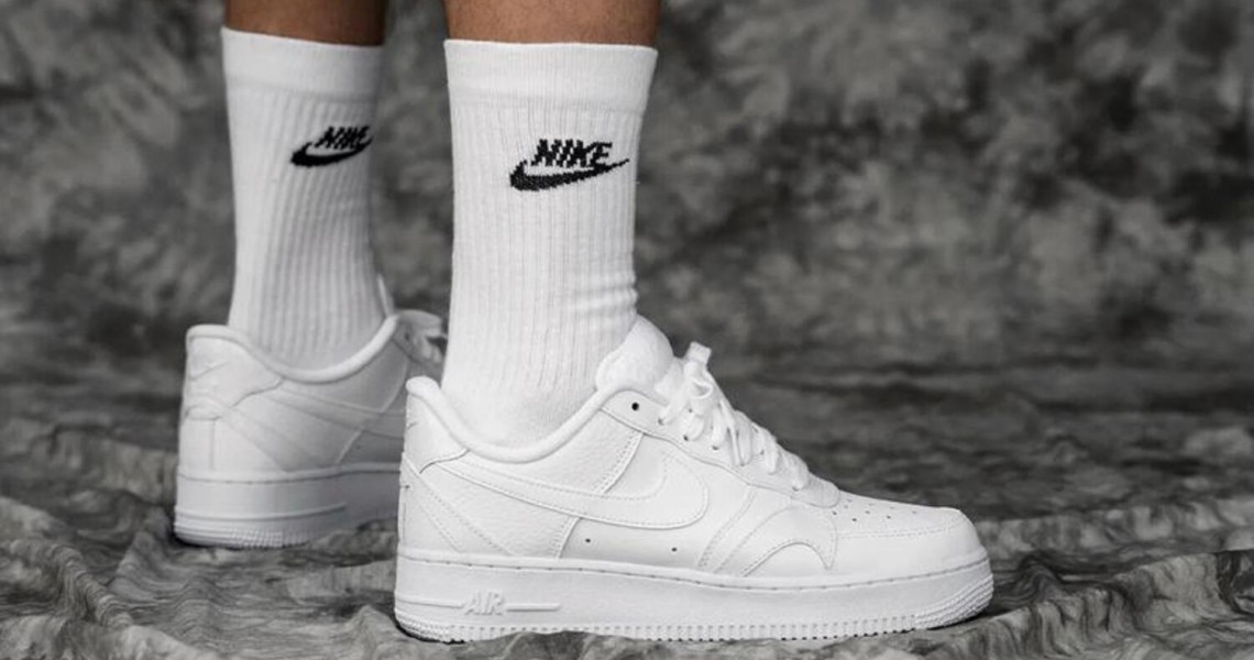 Các Cách Phân Biệt Giày Nike Thật Giả Chính Xác Nhất