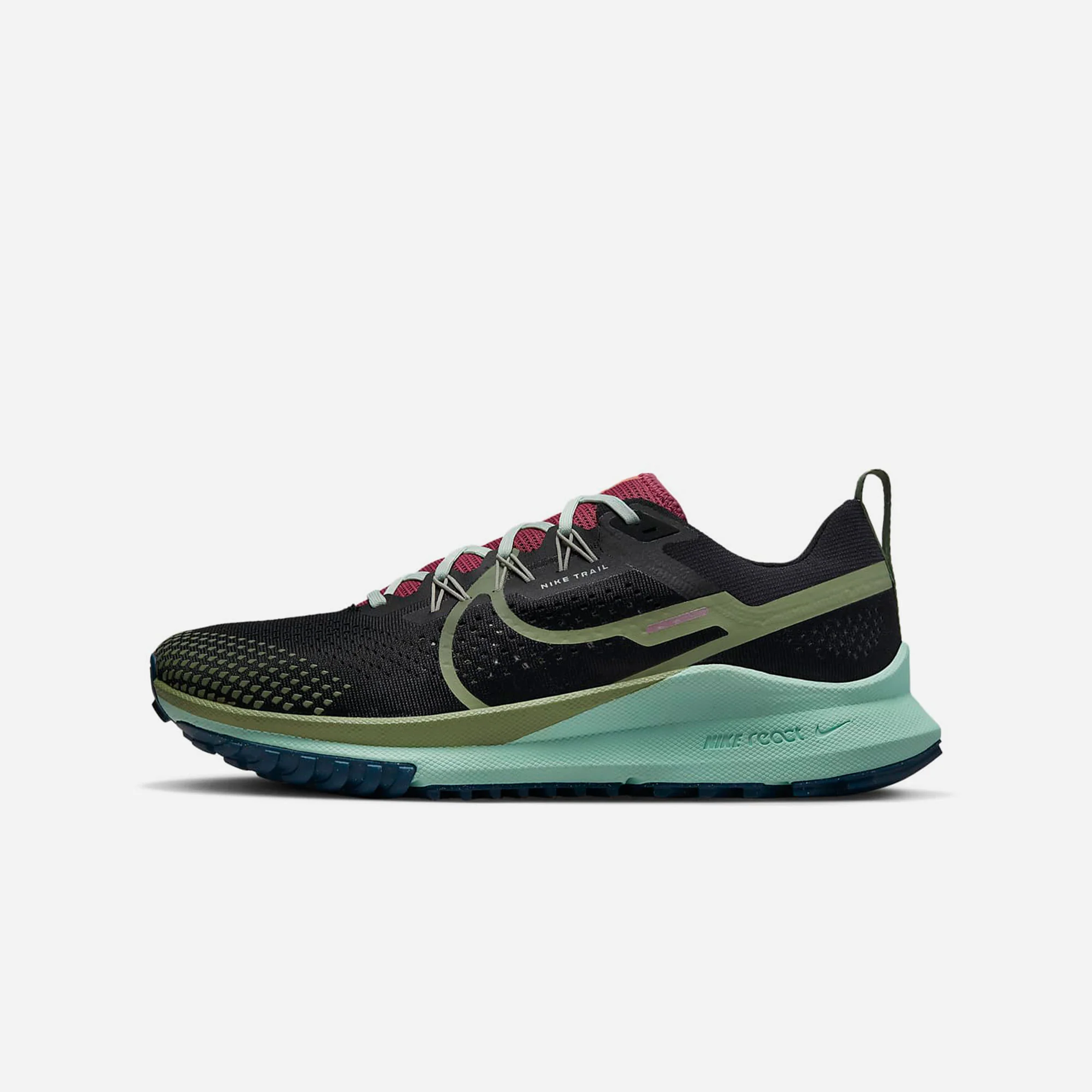 https://shoes.themedemo.site/Nike React Pegasus Trail 4