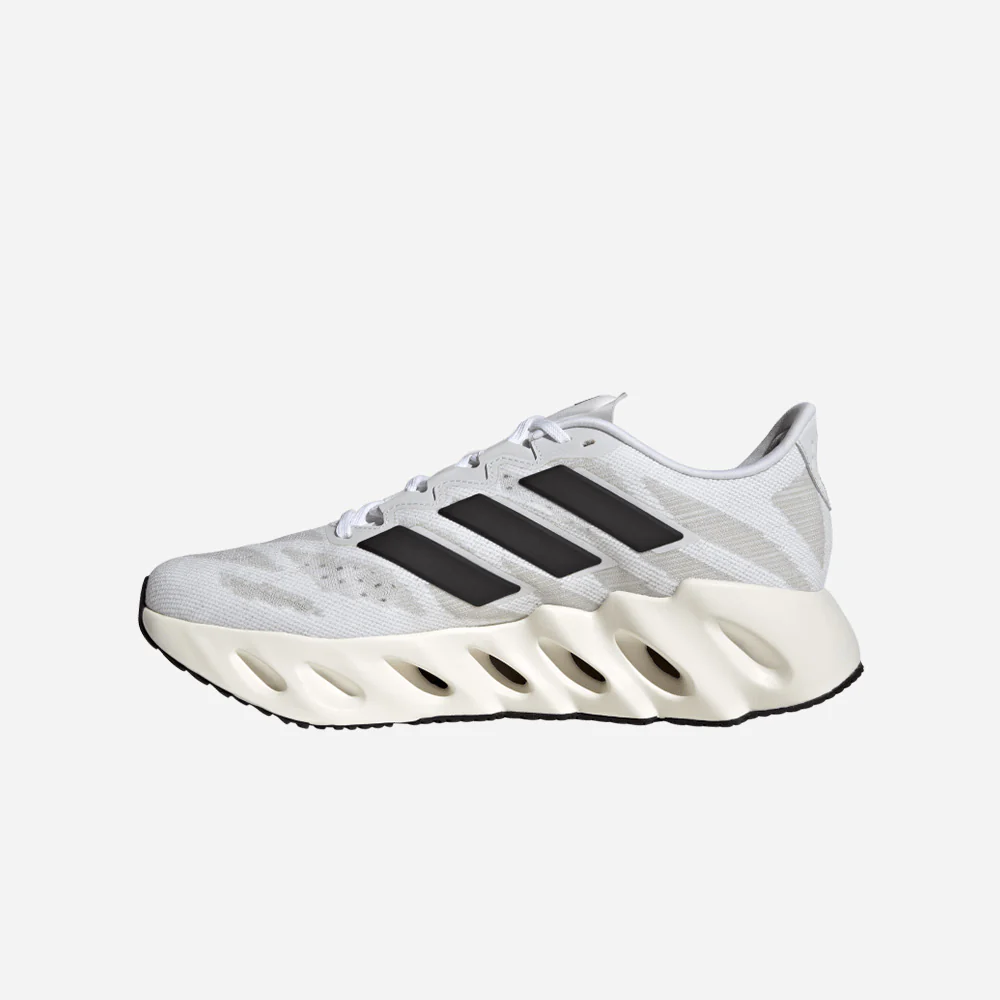 https://shoes.themedemo.site/Adidas Switch Fwd